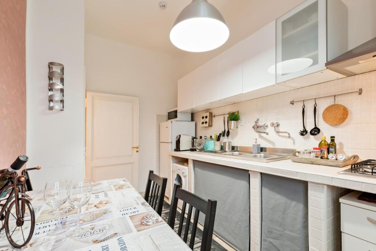Urbana Apartment Colosseum روما المظهر الخارجي الصورة